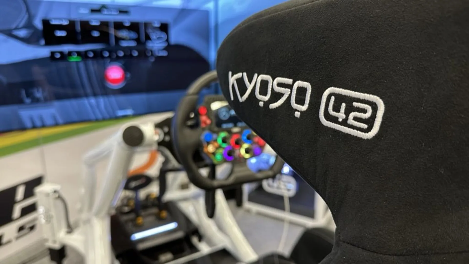 Virtual Racing Lounge Kyosos 42